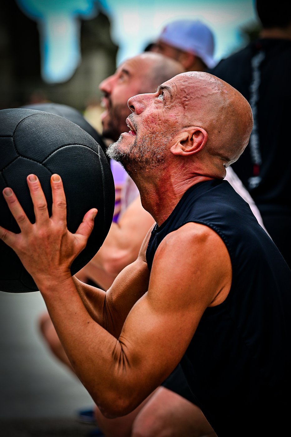 An athlete performing a wall ball during Hurbax Pontevedra